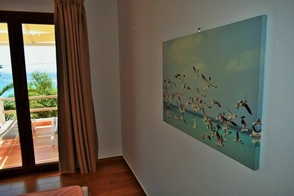 Meltemi Appartment Patitírion Buitenkant foto